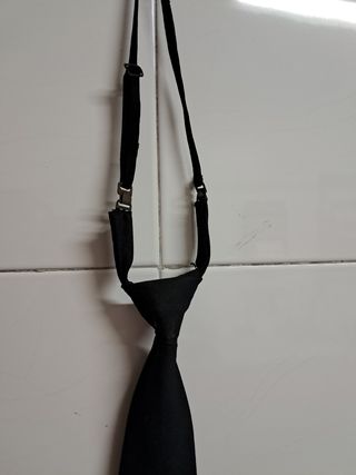 Corbata ajustable