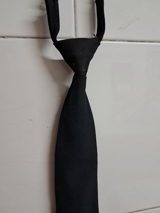 Corbata ajustable