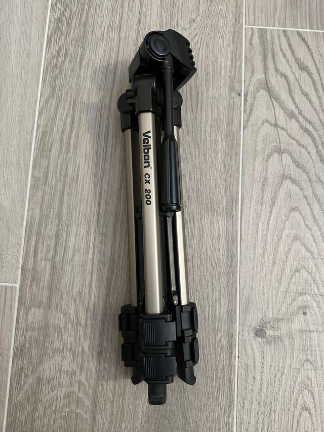 Trípode Velbon CX 200 (usado dos veces)