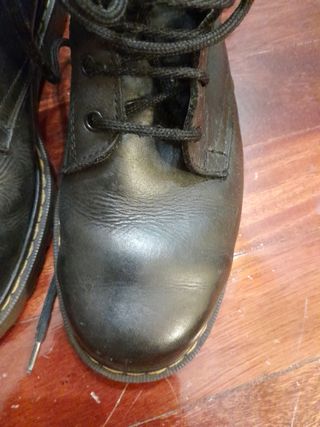 Dr Martens 42