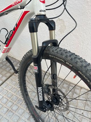 GIANT TALON 27,5