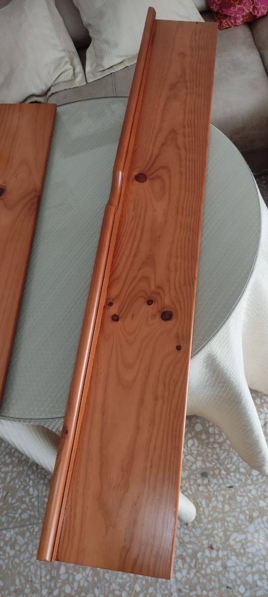 Repisas, estanterías.