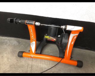 Rodillos de estrenamiento nuevos .