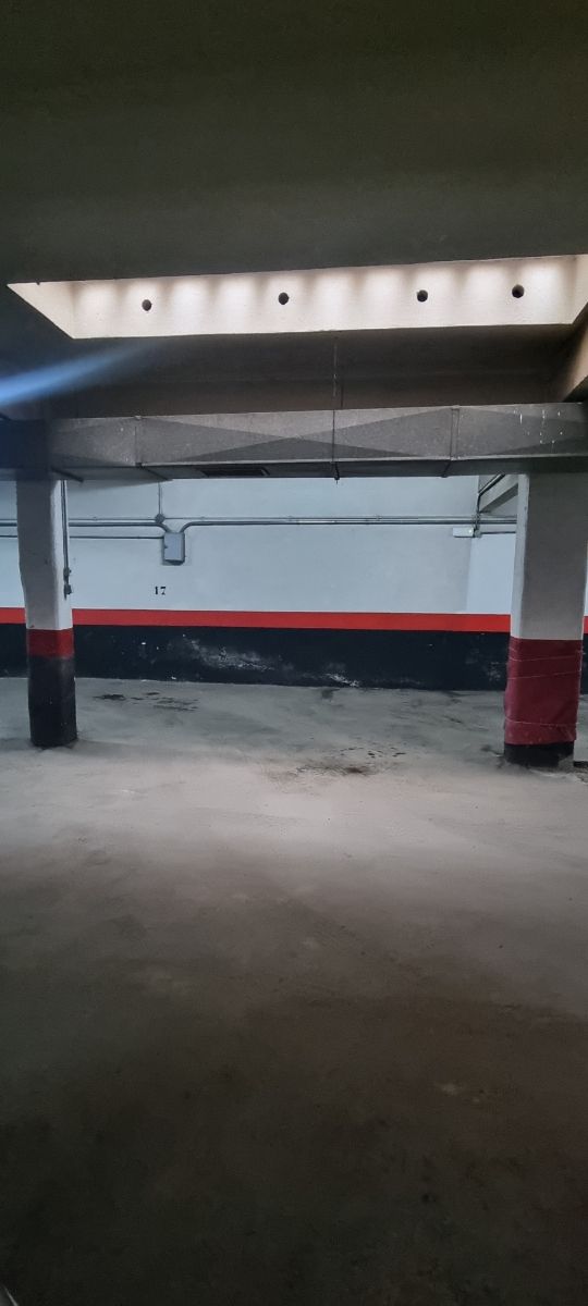 PLAZA DE GARAJE MOTO