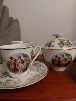 4 Tazze porcellana vintage con zuccheriera