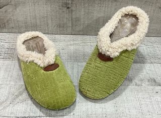 Zapatillas de casa disponible 3 colores