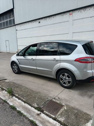 Ford S-MAX 2014