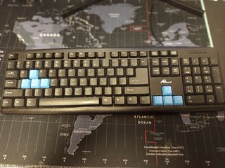 Teclado alambrico de membrana