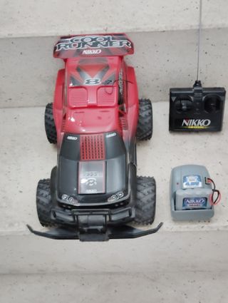 Coche todoterreno Nikko