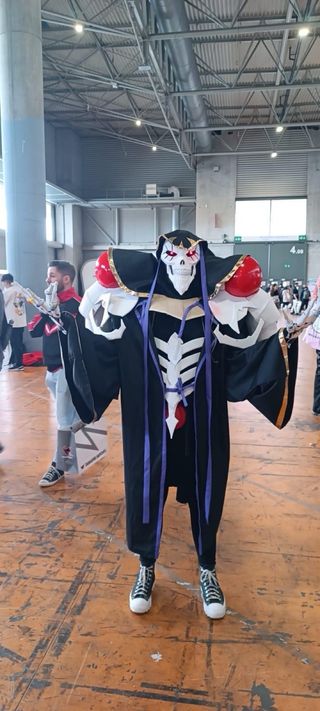 Cosplay disfraz ainz Ooal Gown overlord