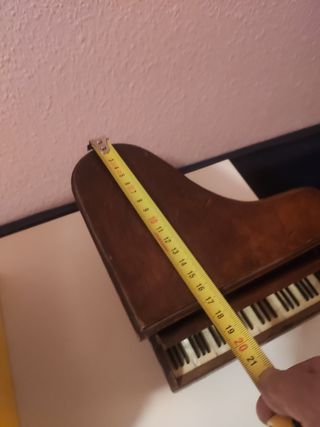 Caja música madera y nácar,  antigua