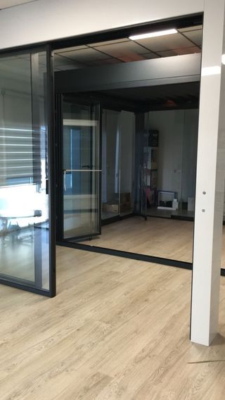 Ventanas i puertas de aliuminio  PVC 