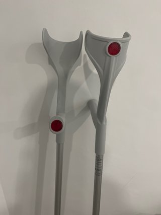 Muletas G practicamente nuevas