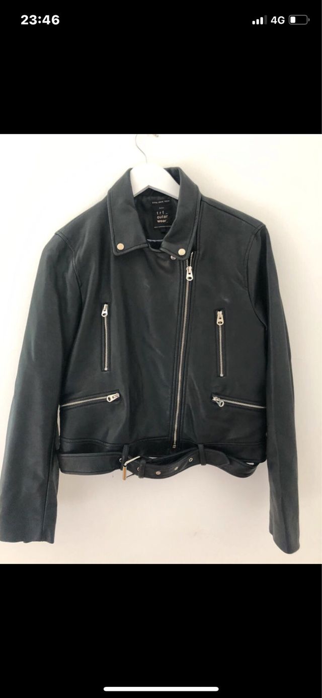 Cazadora polipiel negra como nueva
