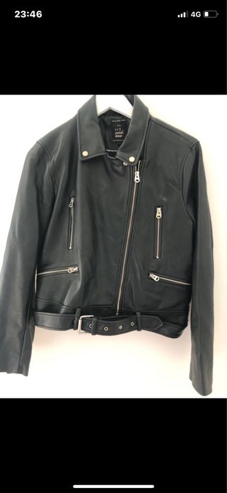 Cazadora polipiel negra como nueva