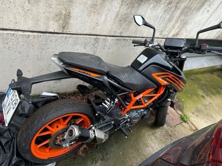 KTM DUKE 125 2022