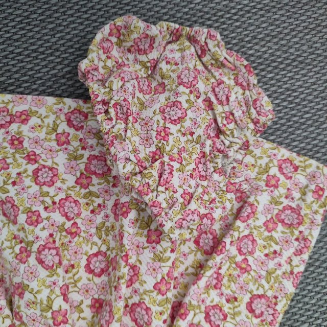 Vestido flores bebe talla 0-3meses