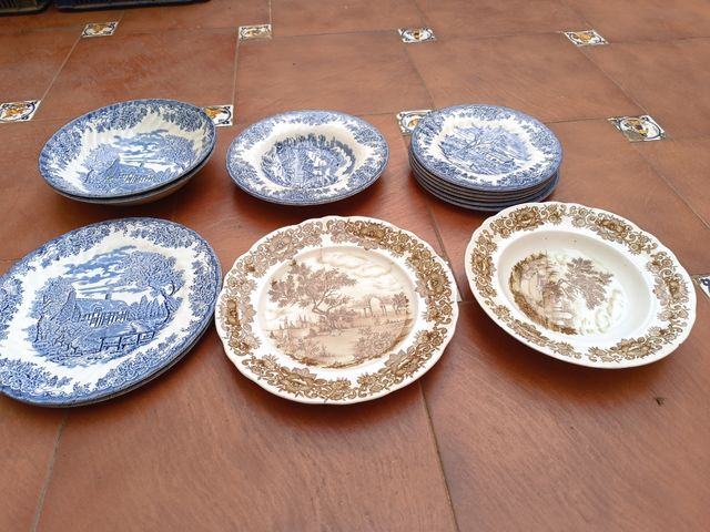 PLATOS AZULES Y MARRONES