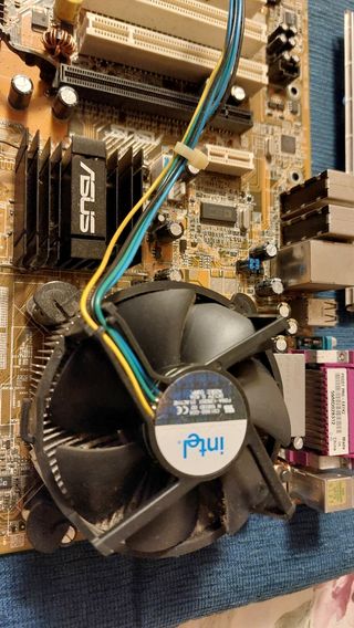 Placa Asus P5GD1Pro+P IV 650