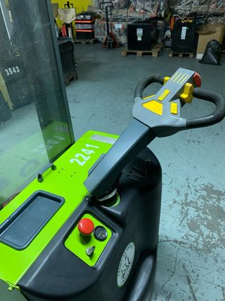 Apilador electronico reacondicionado