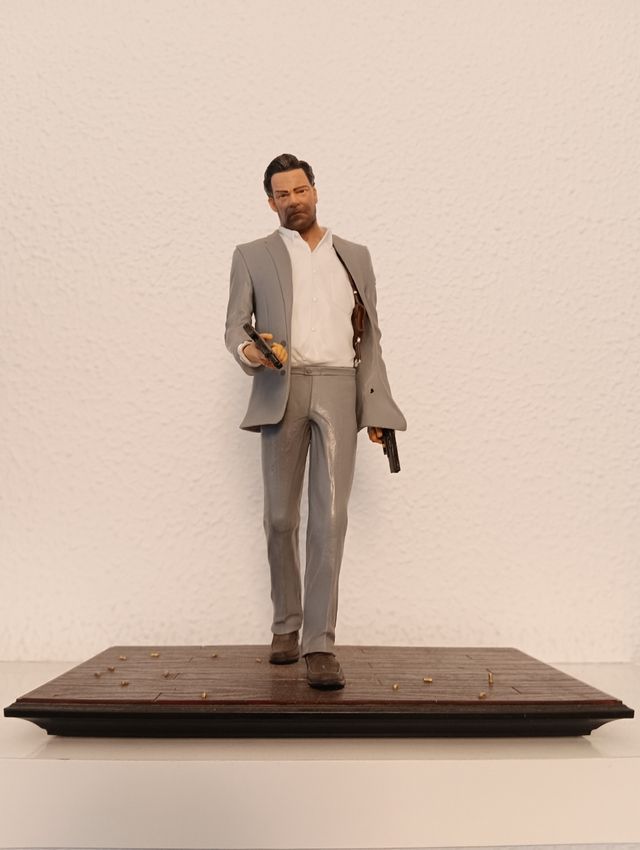Figura coleccionista Max Payne 3