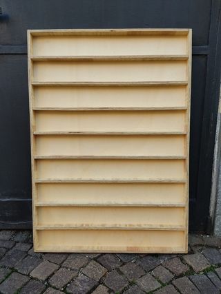 Espositore di legno compensato