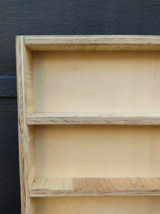 Espositore di legno compensato