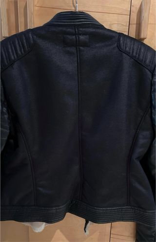 Cazadora biker de cuero