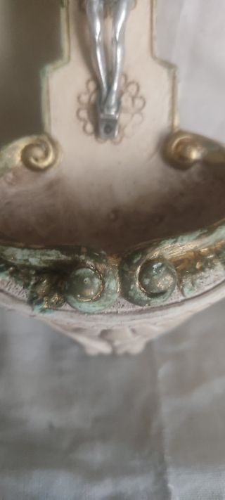 Acquasantiera 