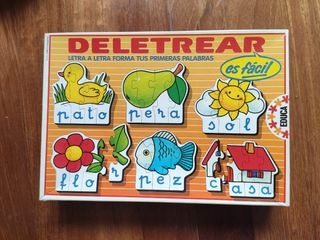 Juego puzzle infantil para deletrear.