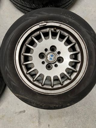 Llantas BMW e30 o grupo vag