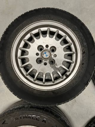 Llantas BMW e30 o grupo vag