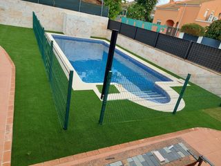 INSTALADOR DE CÉSPED ARTIFICIAL