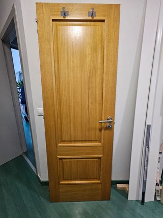Puerta interior madera 72cm con condena