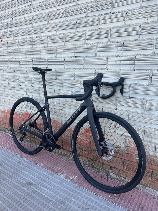 Scott Addict 40 2025