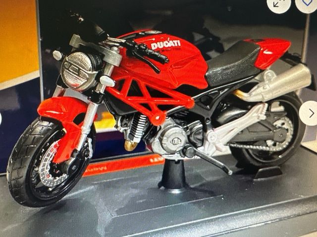 1/18 Ducari Monster 696 Welly