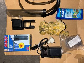 Acuario y complementos