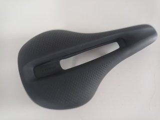 Se vende conjunto de sillin y tija trek