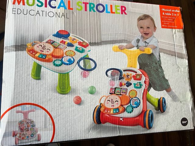 Andador mas mesa de juegos