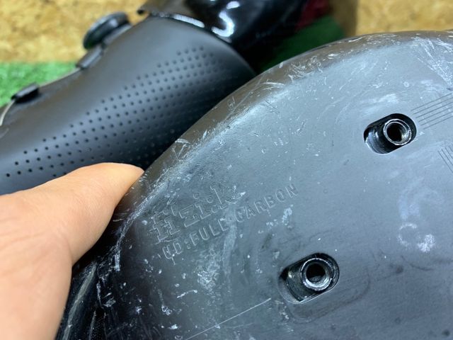 Sapatilhas de estrada Fizik Aria R3 em carbono tamanho 44