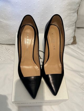 STILETTOS NEGROS PIEL KARMINE 37