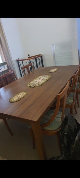 Súper precio. Madera maciza de embero.  preciosa.