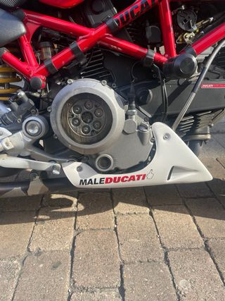 Ducati monster S2R 800