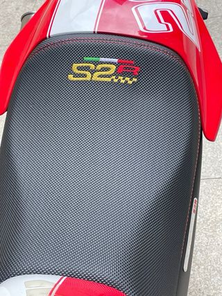 Ducati monster S2R 800