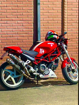 Ducati monster S2R 800