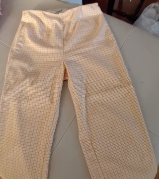 Pantalón tonos amarillos muy cómodo
