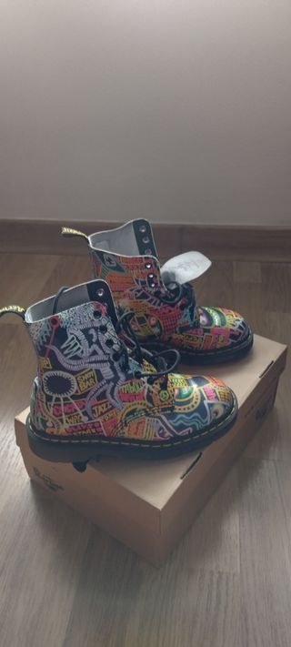 Dr. Martens botas.