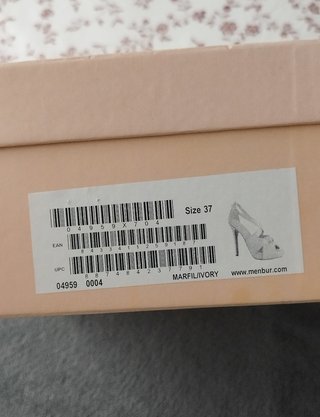 Zapatos de novia Menbur