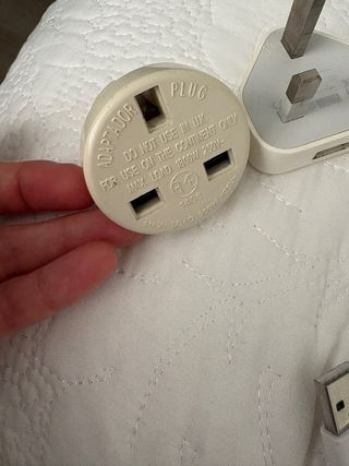CARGADOR y adaptador USB ingles UK original apple