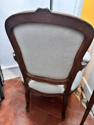 Butaca estulo clasico de color gris